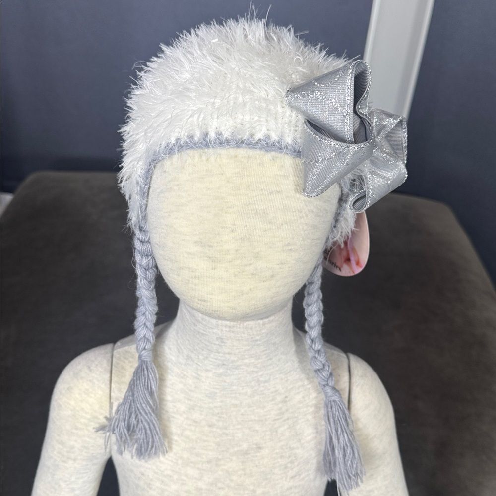 Daisy Baby Infant Hat Soft White with Silver Bow Size 0-6 months NWT
